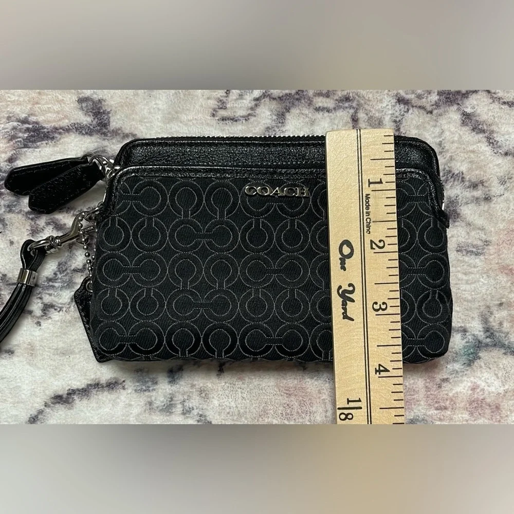 COACH Madison Double Zip Wristlet In OP Art Pearlescent Fabric